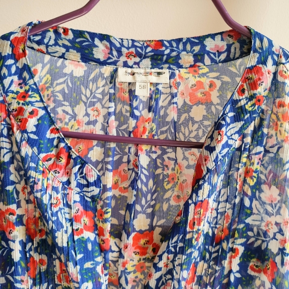 Plus Floral Flowy Sheer Blouse - Picture 13 of 14